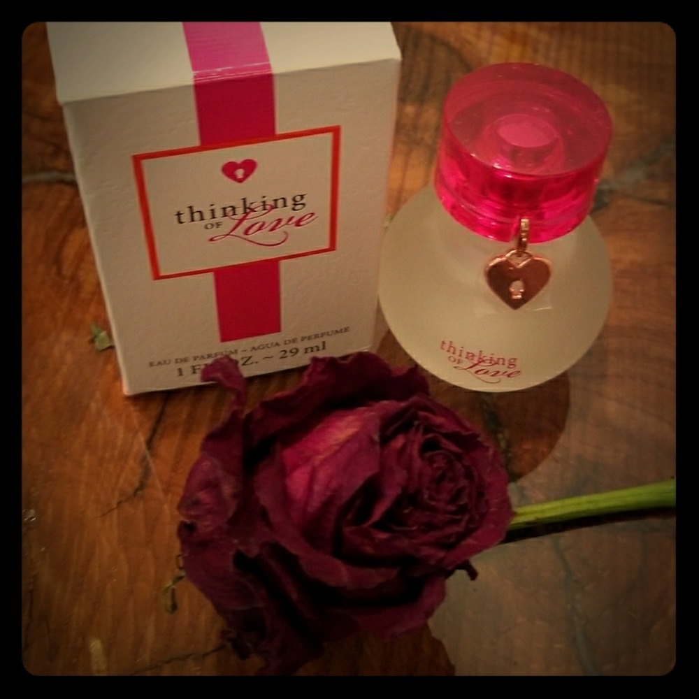 Fragrance Thinking of Love